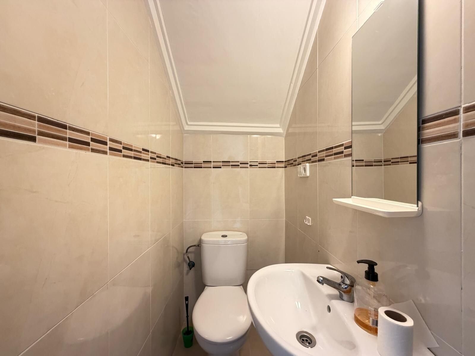 2-Bedroom House in Rojales - Image 17