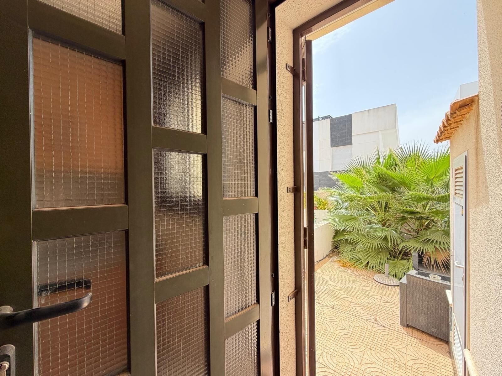 2-Bedroom House in Rojales - Image 23