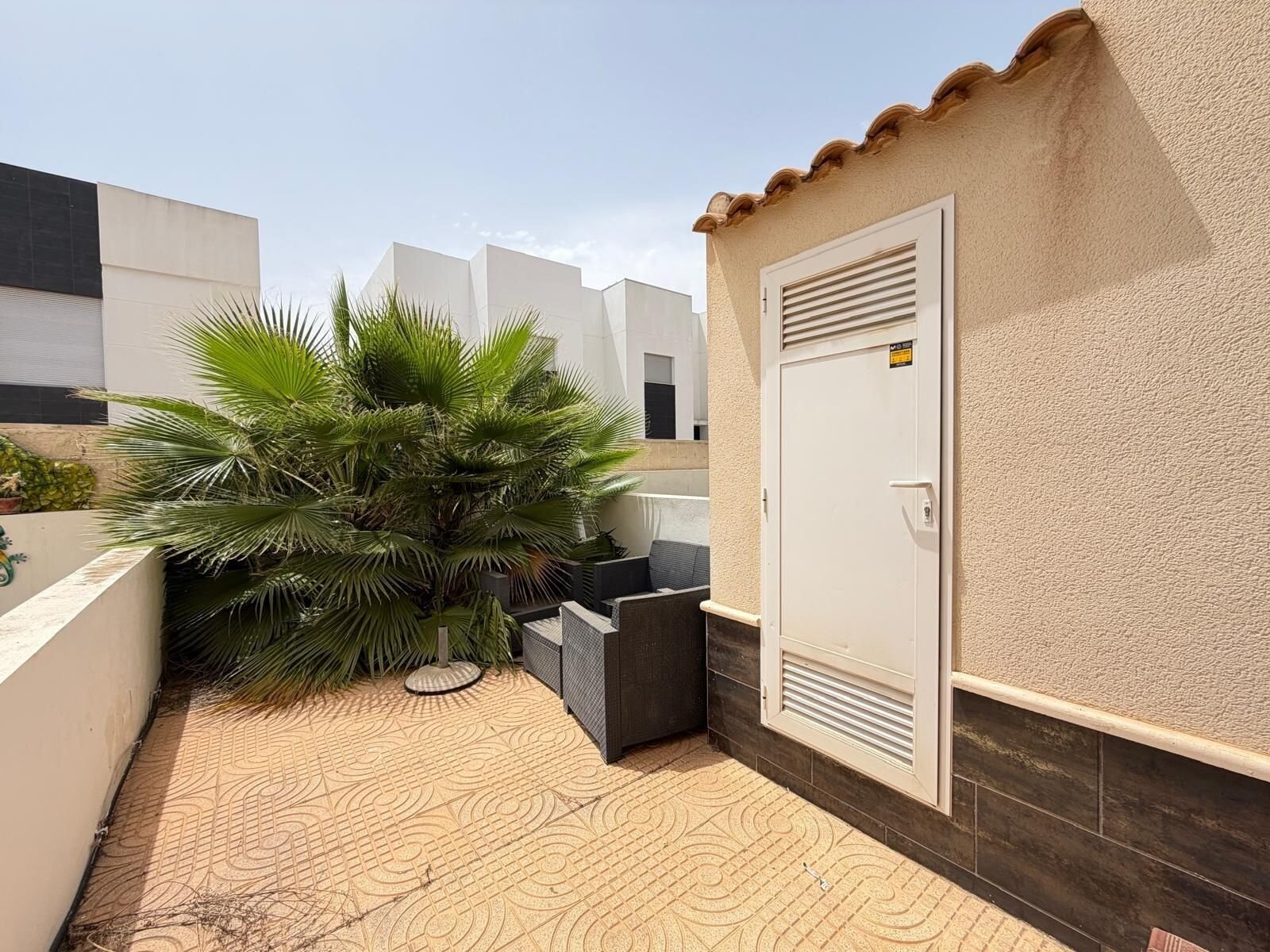 2-Bedroom House in Rojales - Image 24