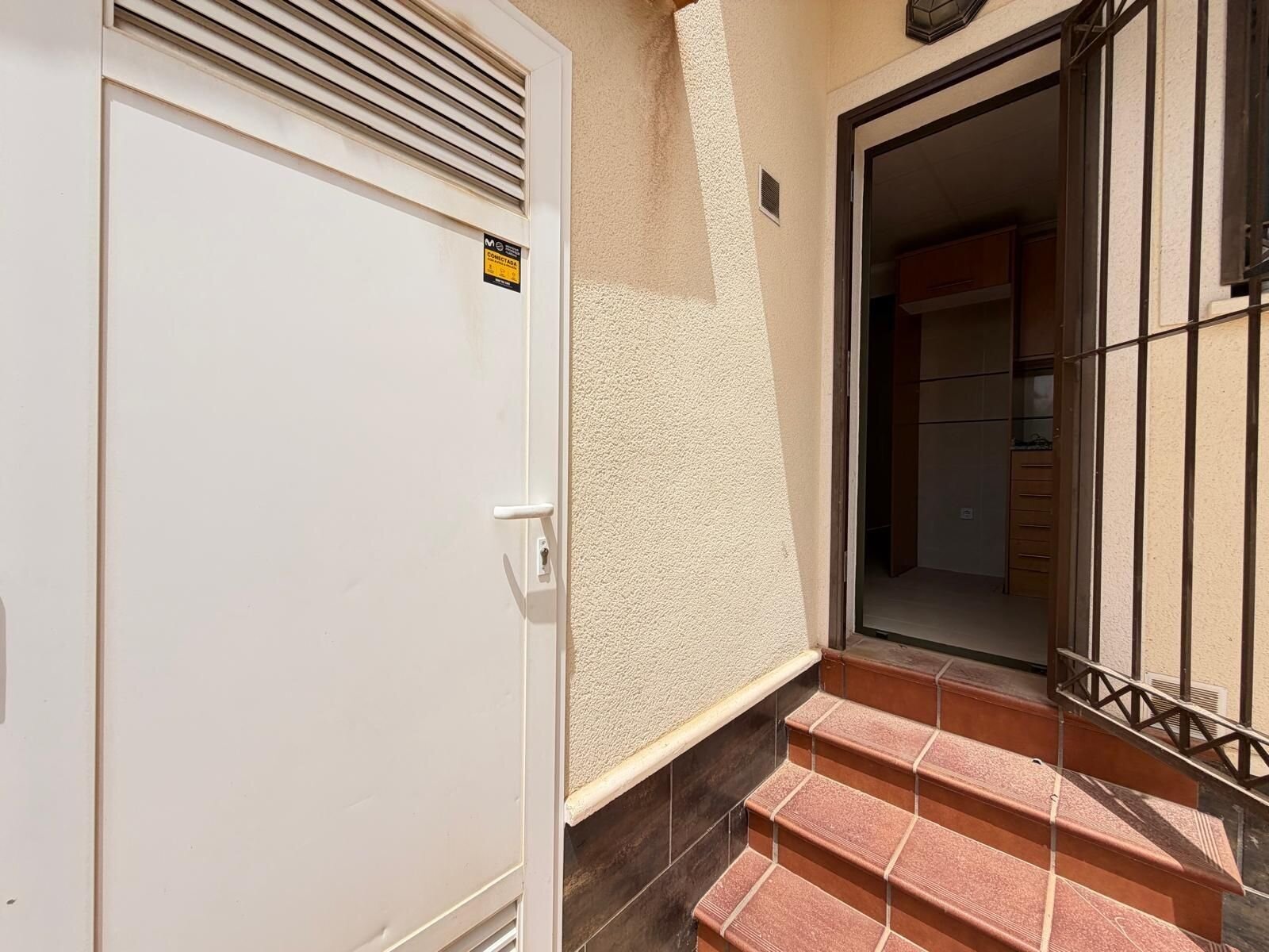 2-Bedroom House in Rojales - Image 27