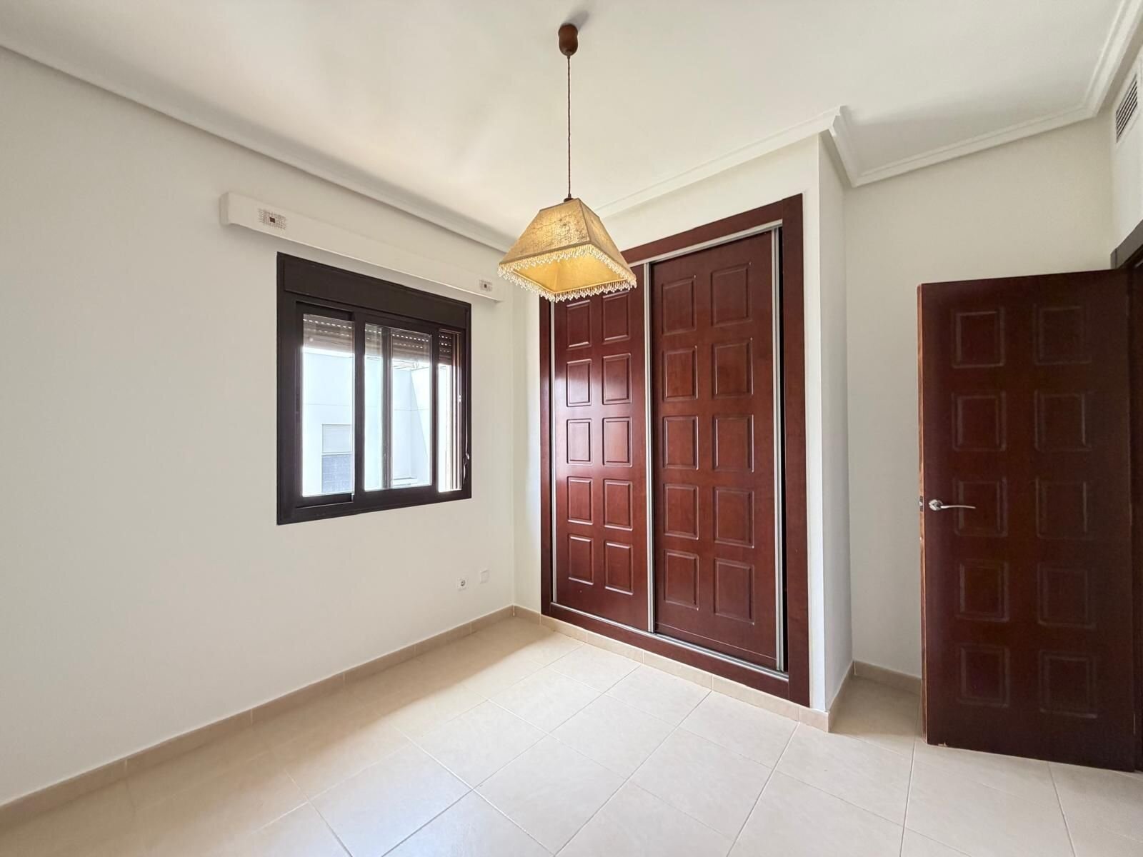 2-Bedroom House in Rojales - Image 36