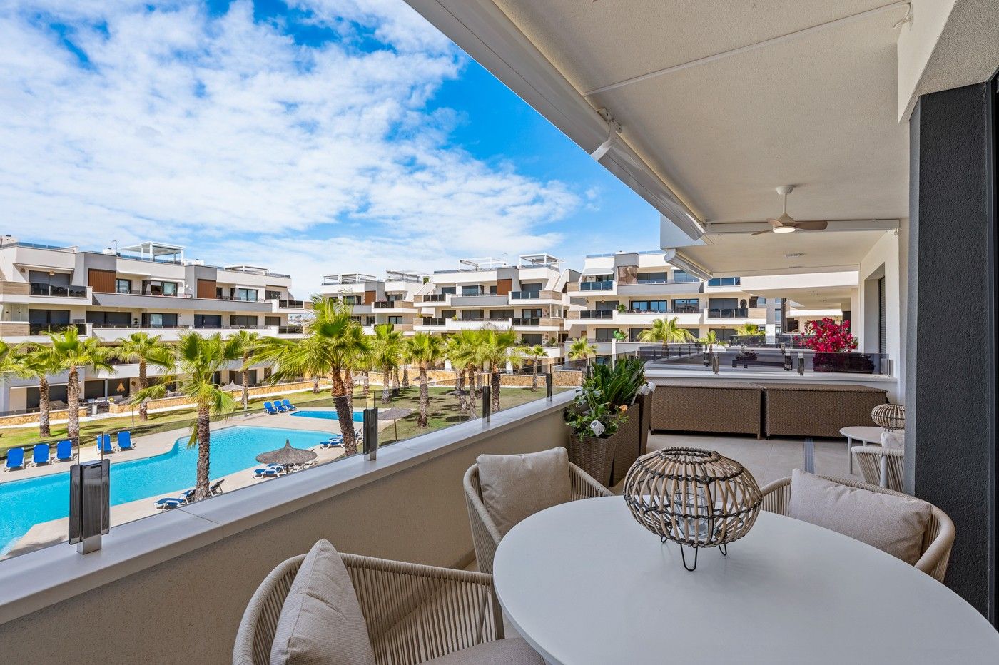 Mieszkanie z 2 Sypialniami w Lomas de Cabo Roig, Orihuela Costa - Image 2