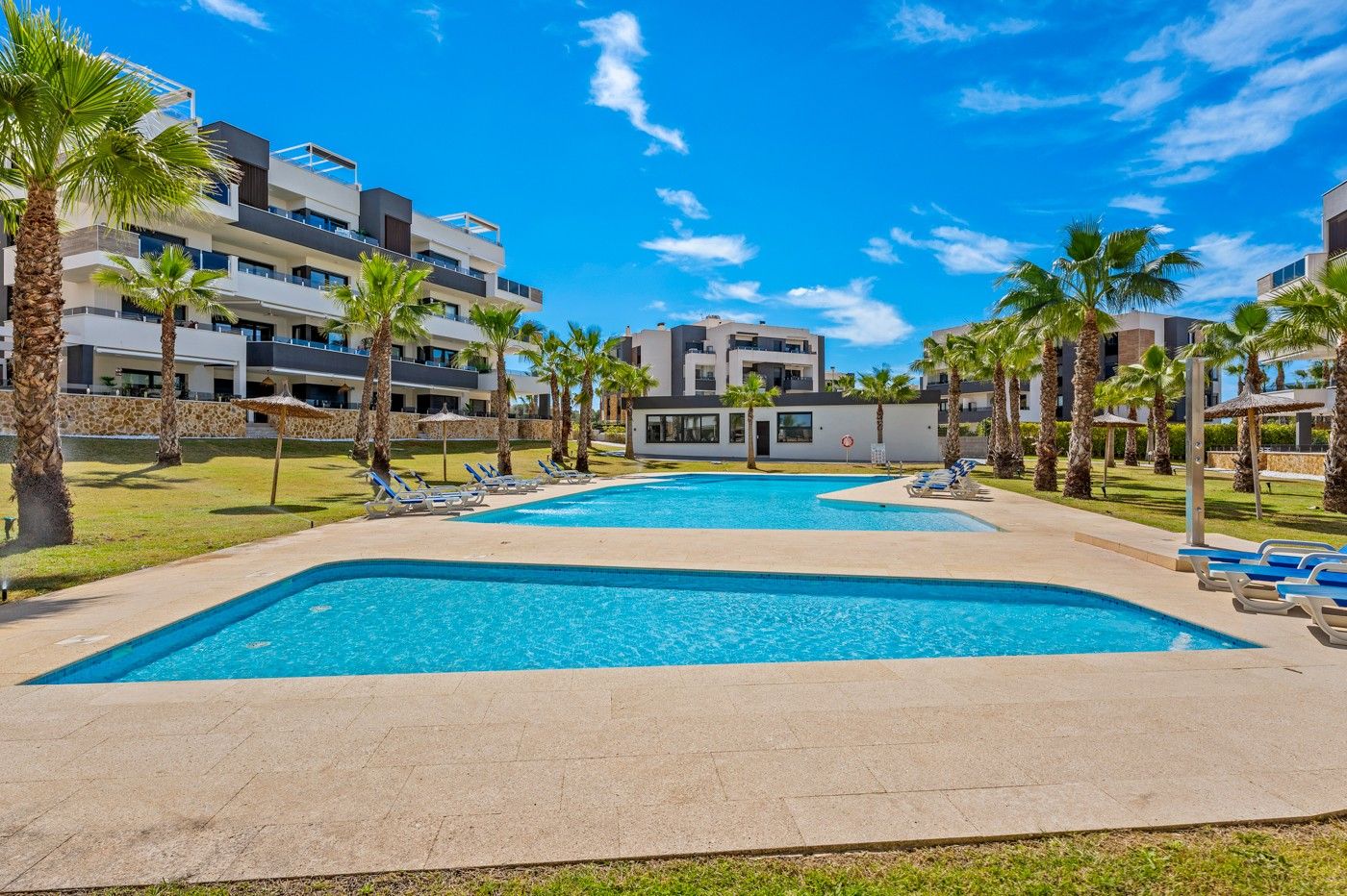 Mieszkanie z 2 Sypialniami w Lomas de Cabo Roig, Orihuela Costa - Image 38