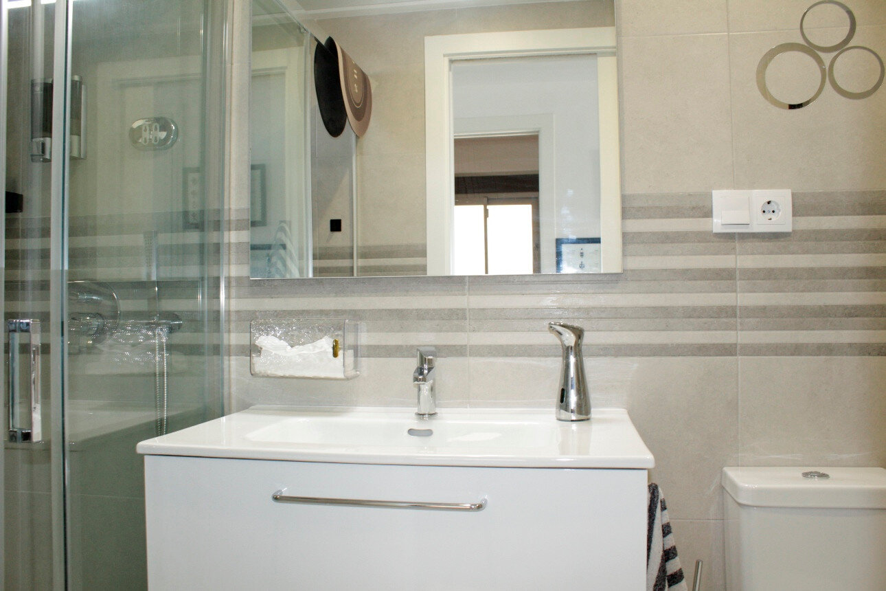 2-Bedroom Apartment in Los Dolses, Orihuela Costa - Image 11
