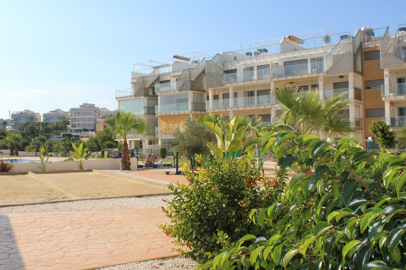 2-Bedroom Apartment in Los Dolses, Orihuela Costa - Image 23