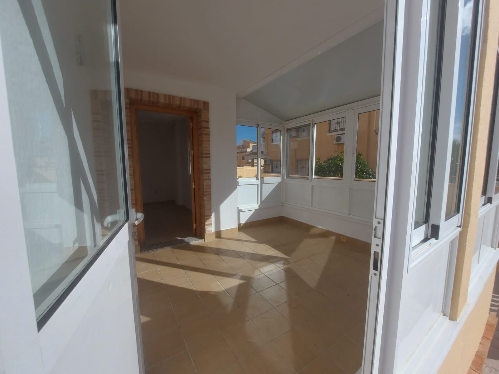 3-Bedroom House in Doña Pepa, Rojales - Image 4