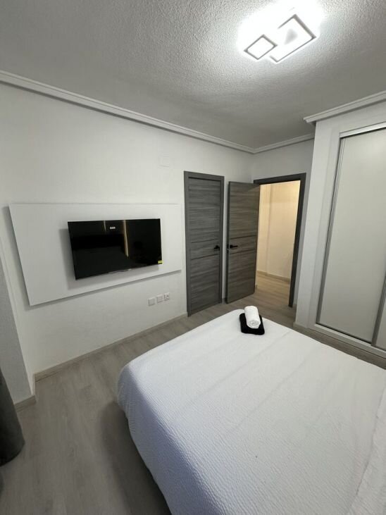 Apartment in Torrevieja - Image 14