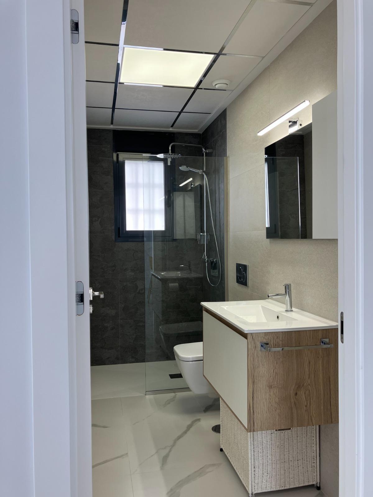 2-Bedroom Bungalow in Bellavista, San Miguel de Salinas - Image 10