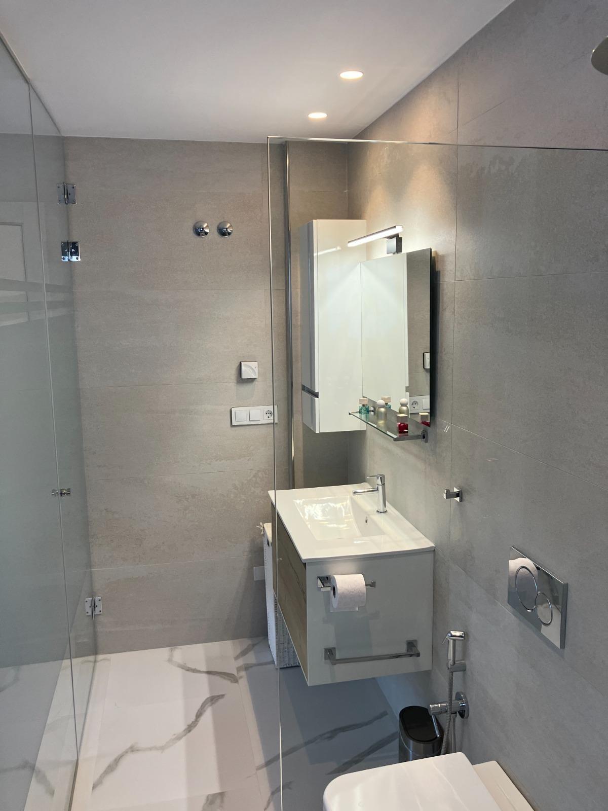 2-Bedroom Bungalow in Bellavista, San Miguel de Salinas - Image 11