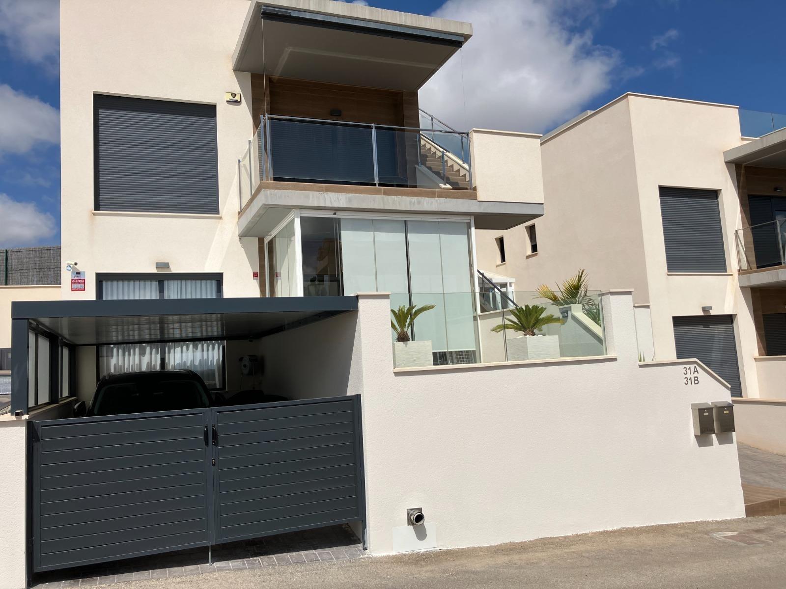 2-Bedroom Bungalow in Bellavista, San Miguel de Salinas - Image 3