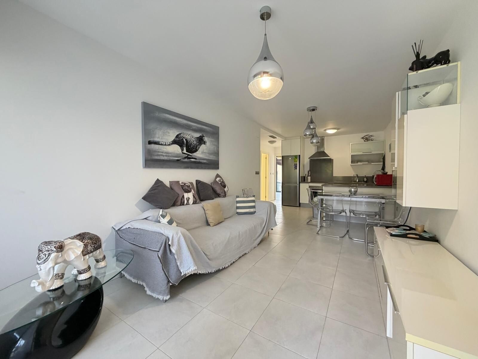 3-Bedroom Apartment in Altos de Campoamor, Orihuela Costa - Image 8