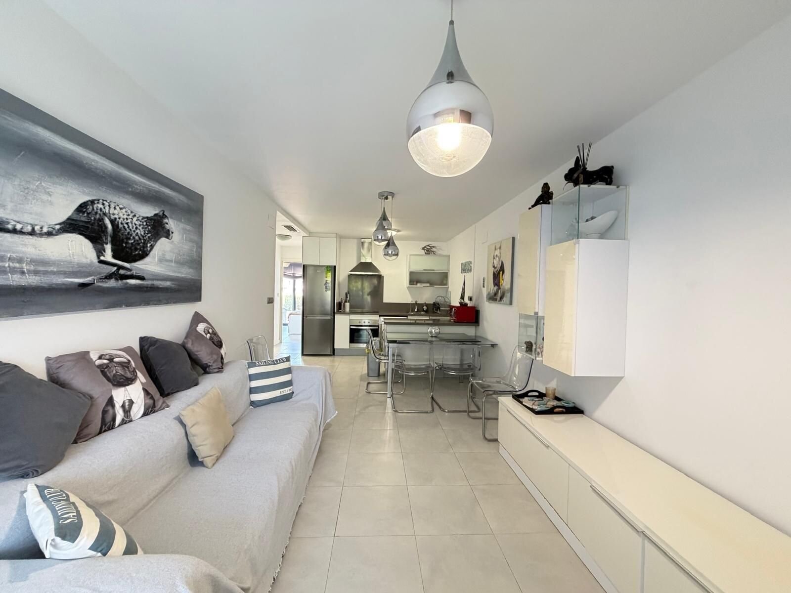 3-Bedroom Apartment in Altos de Campoamor, Orihuela Costa - Image 9