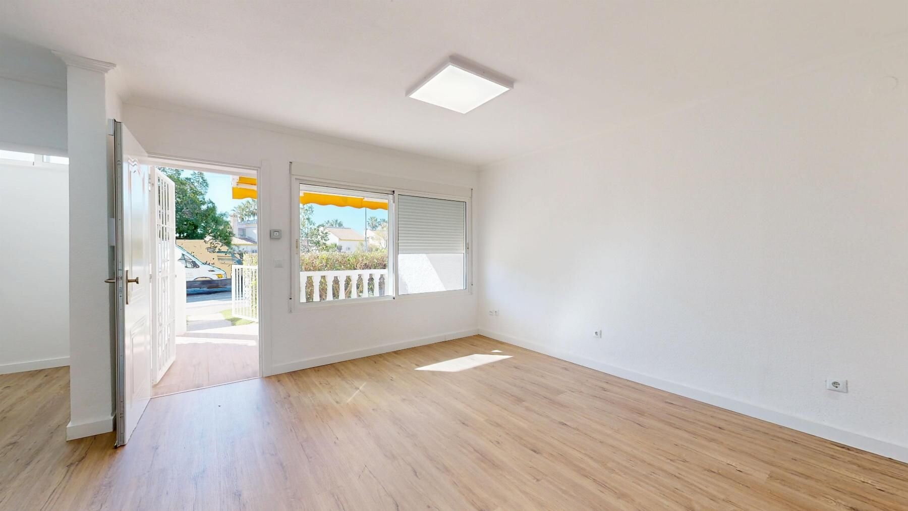 2-Zimmer Bungalow in Villamartín-las Filipinas, Orihuela Costa - Image 10