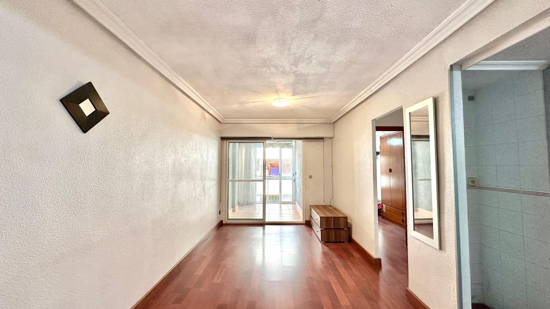 3-Bedroom Apartment in Acequion, Torrevieja - Image 3