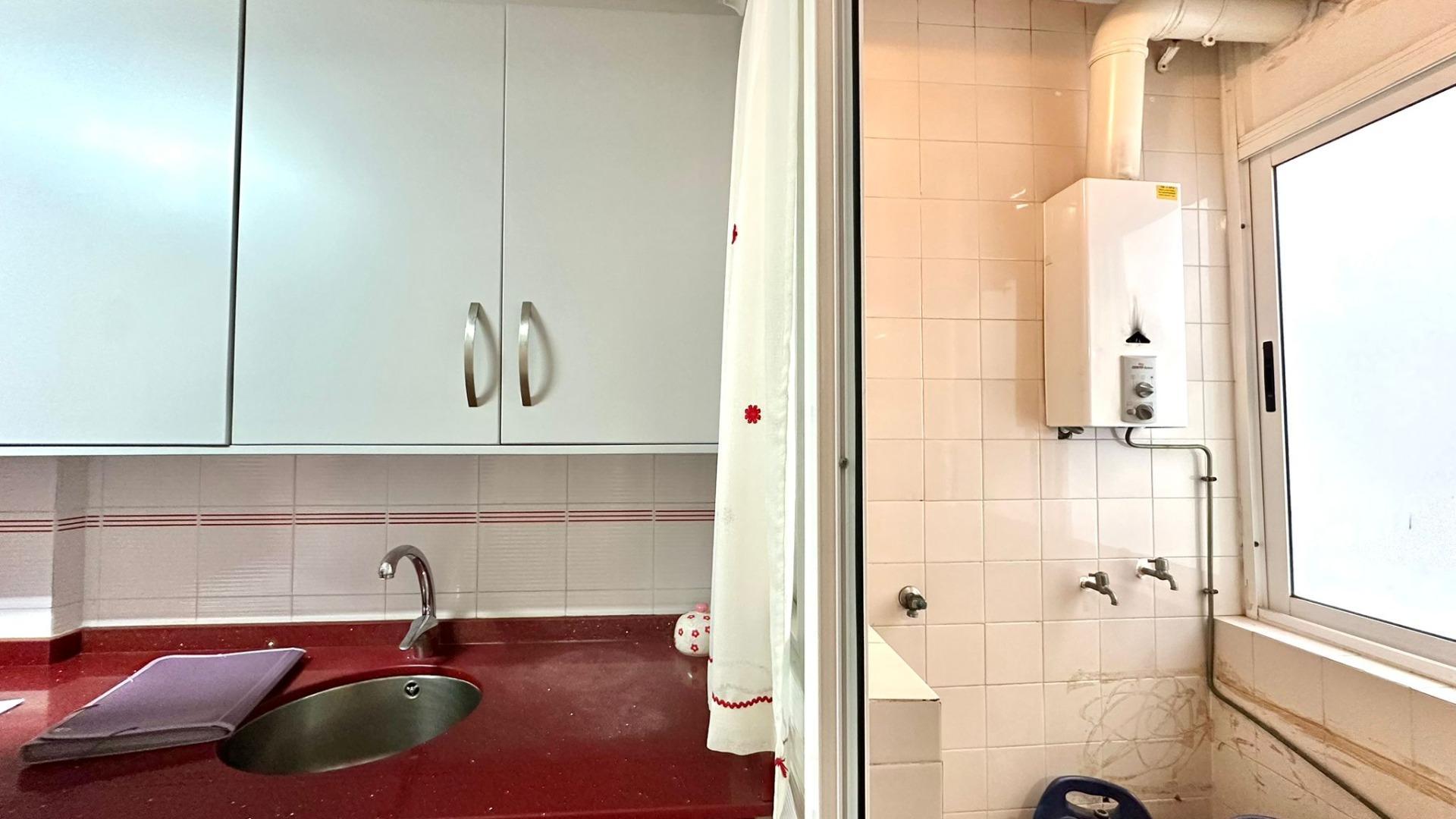 3-Bedroom Apartment in Acequion, Torrevieja - Image 8