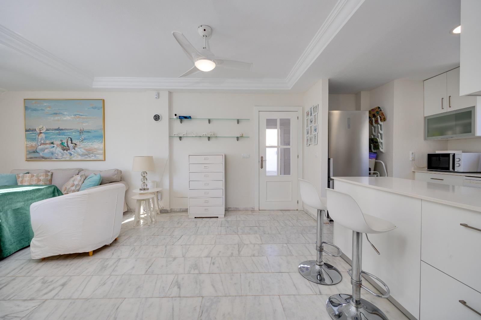 4-Bedroom House in Las Filipinas, Orihuela Costa - Image 14