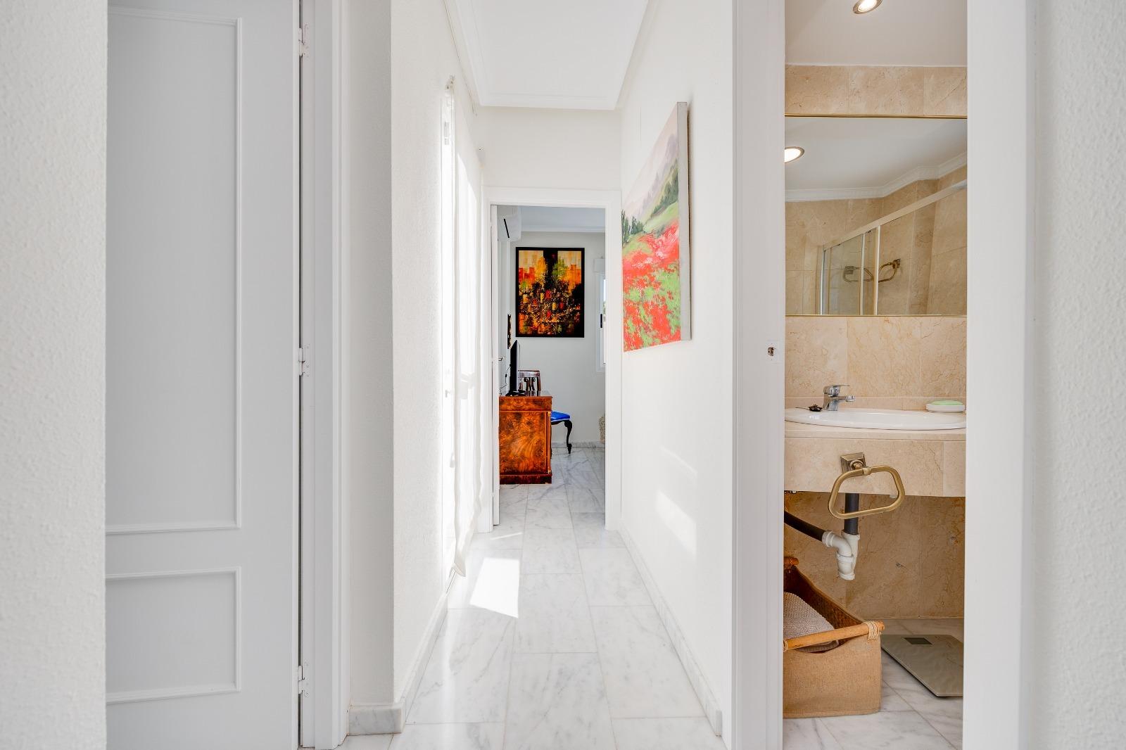 4-Bedroom House in Las Filipinas, Orihuela Costa - Image 36