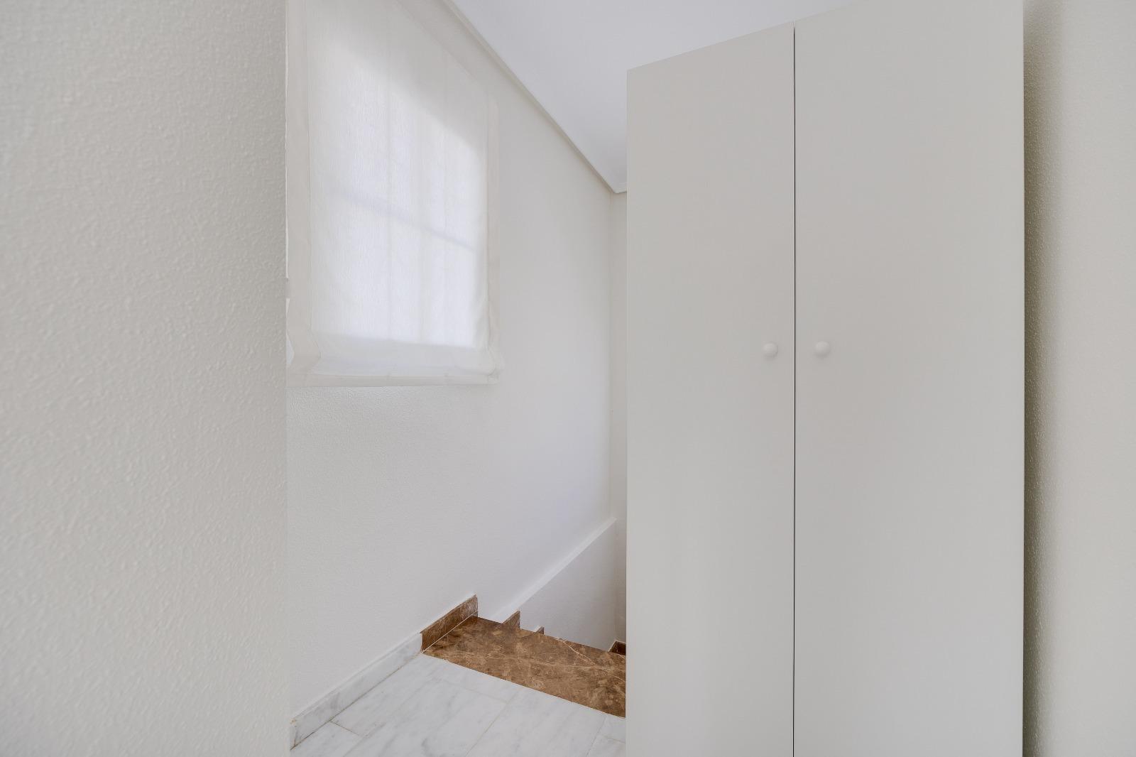 4-Bedroom House in Las Filipinas, Orihuela Costa - Image 37