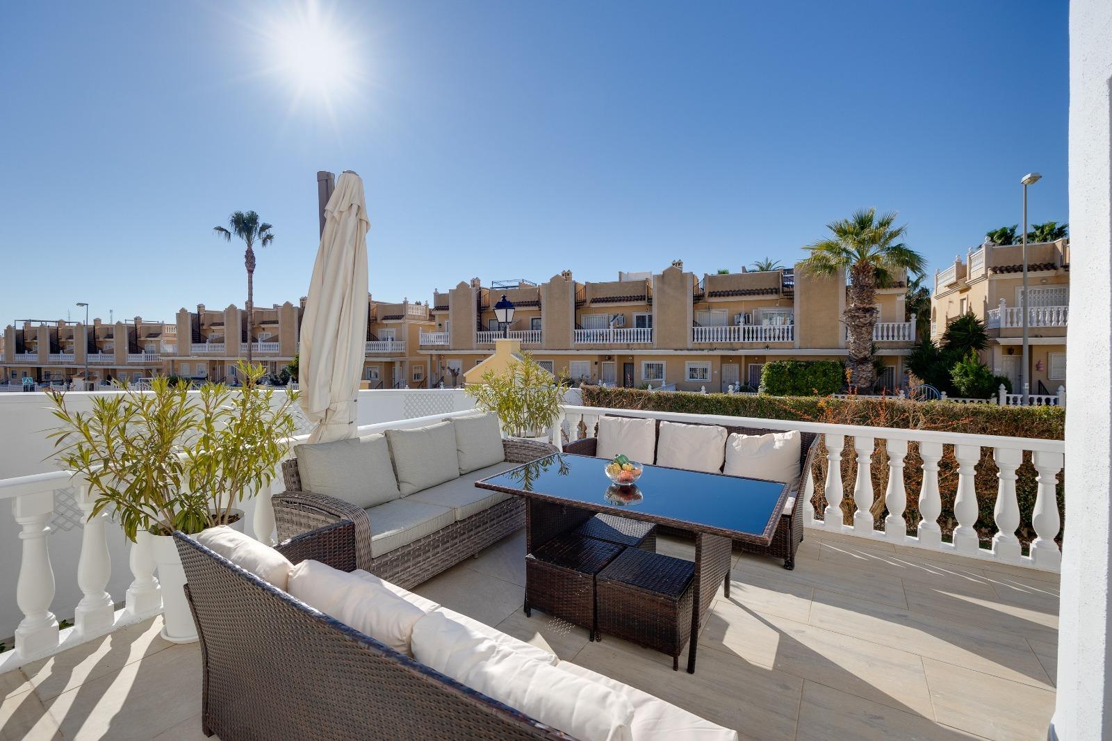 4-Bedroom House in Las Filipinas, Orihuela Costa - Image 4