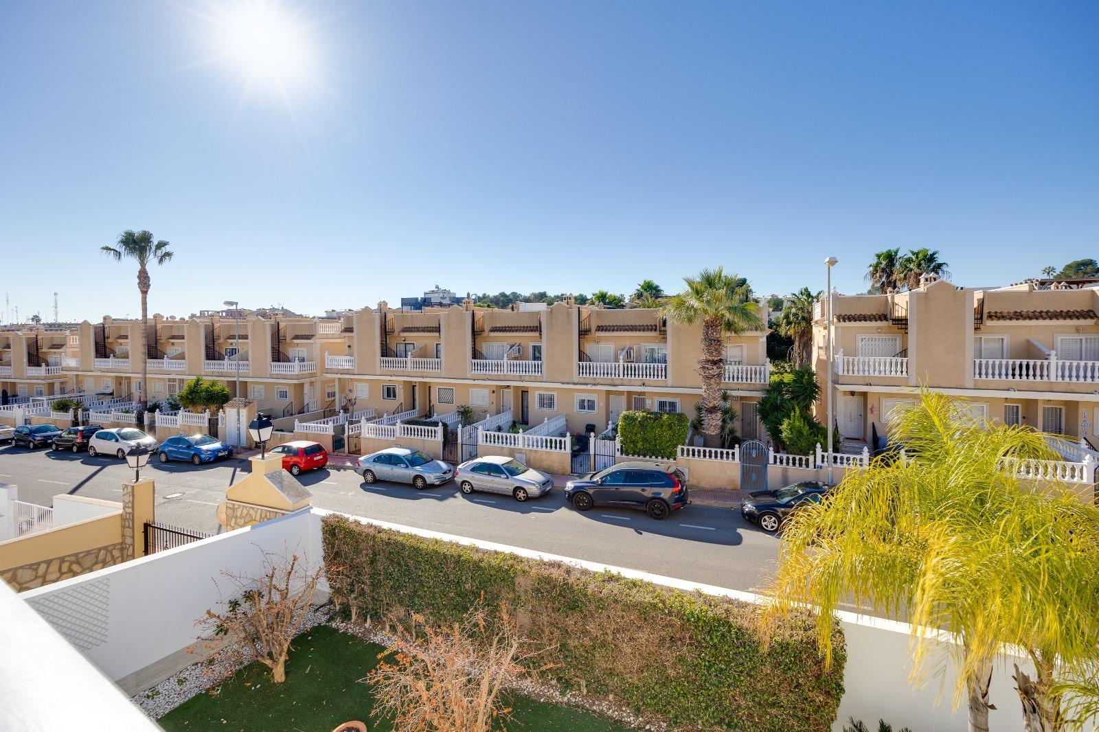 4-Bedroom House in Las Filipinas, Orihuela Costa - Image 45