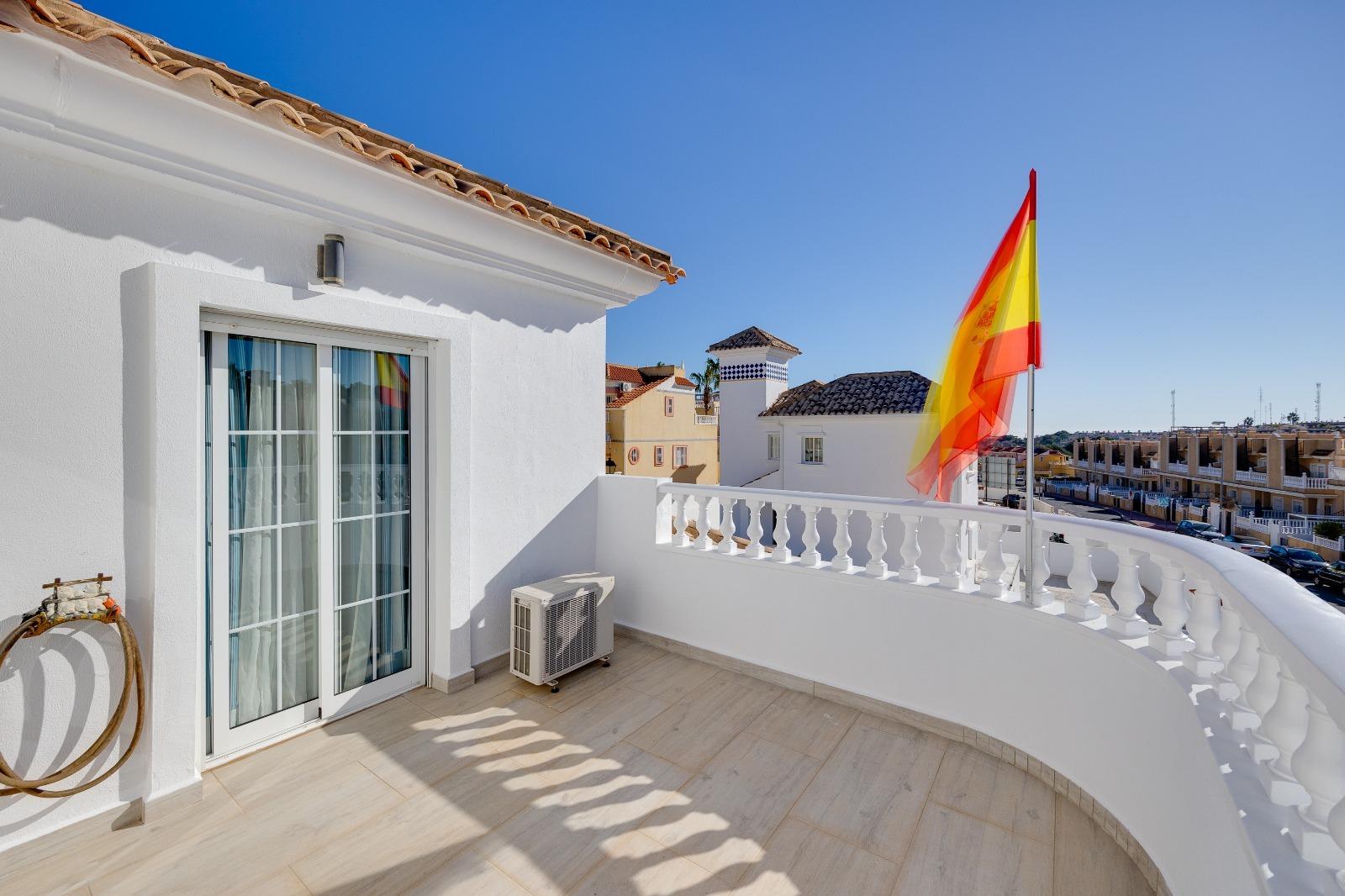 4-Bedroom House in Las Filipinas, Orihuela Costa - Image 46