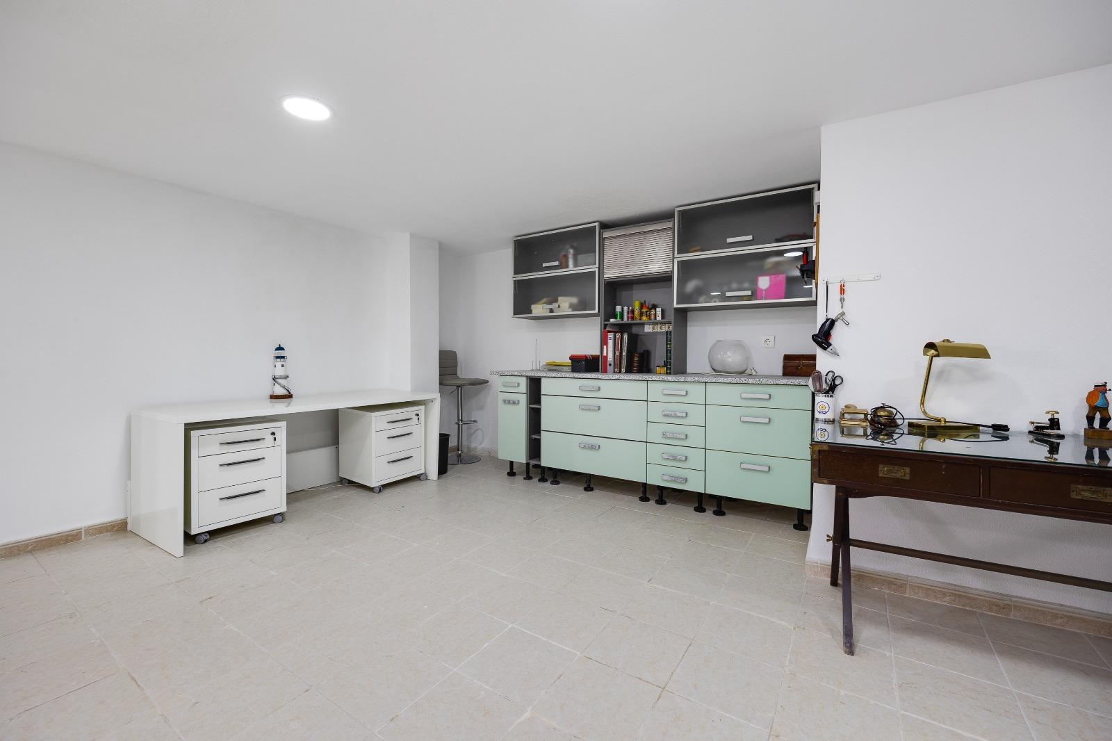 4-Bedroom House in Las Filipinas, Orihuela Costa - Image 48