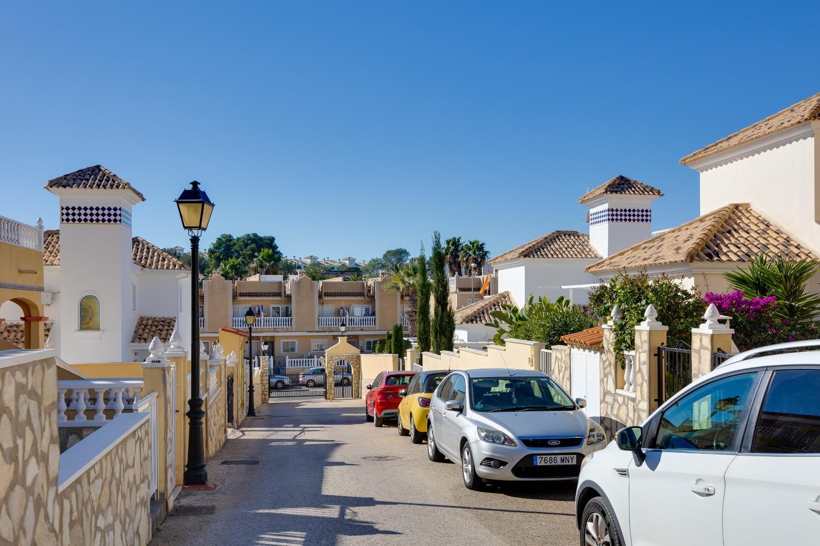 4-Bedroom House in Las Filipinas, Orihuela Costa - Image 61