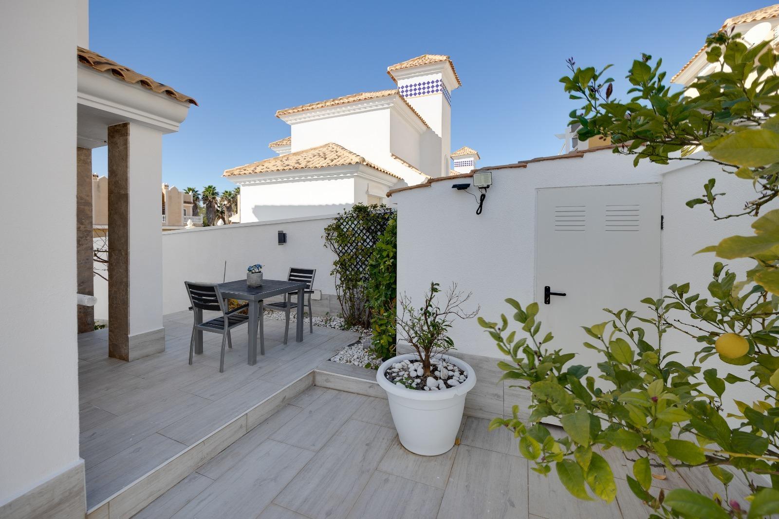 4-Bedroom House in Las Filipinas, Orihuela Costa - Image 68