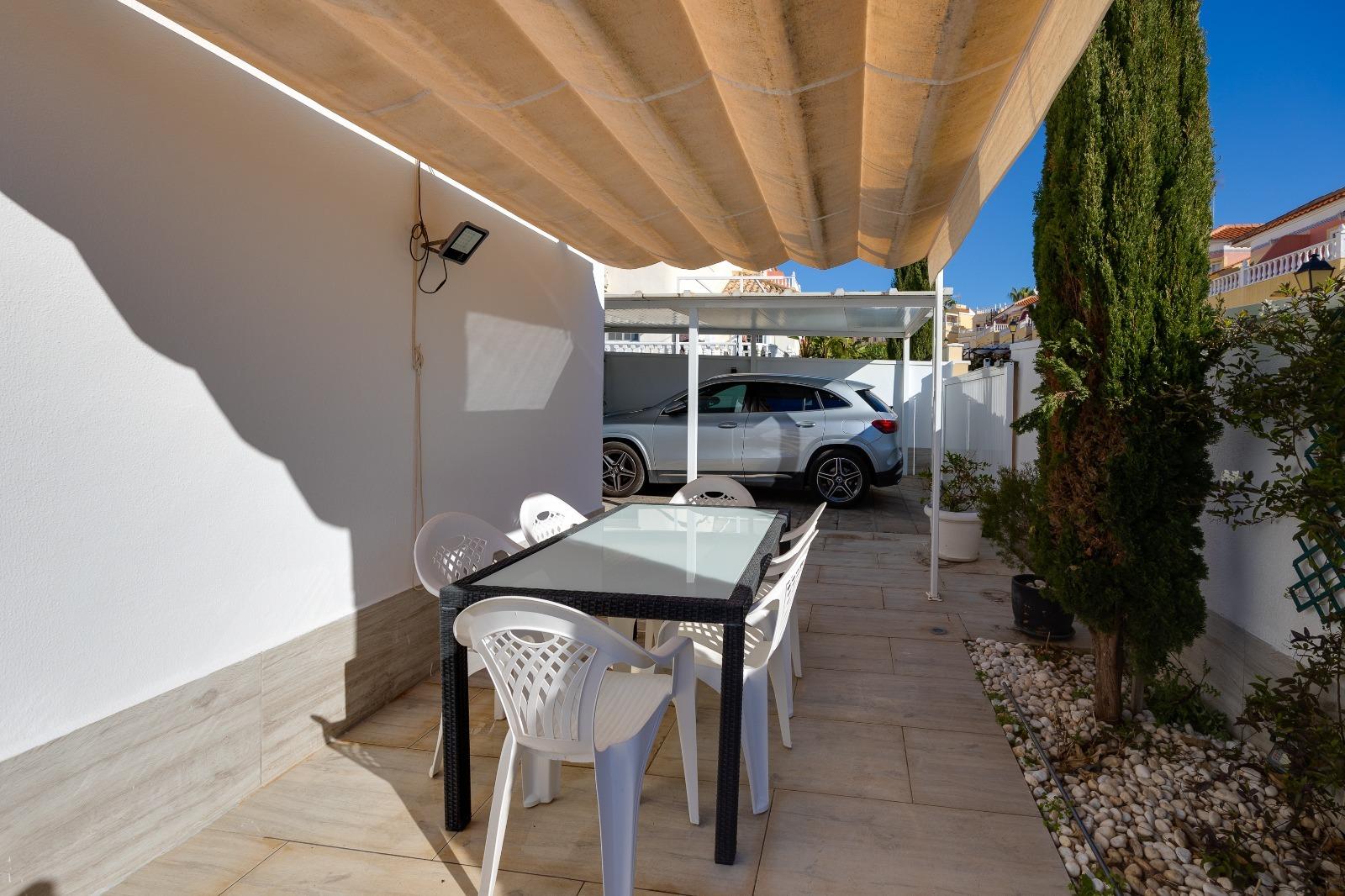 4-Bedroom House in Las Filipinas, Orihuela Costa - Image 7