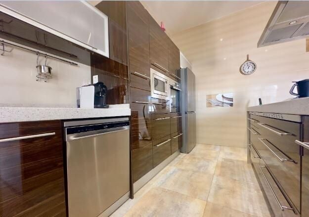 4-Bedroom Villa in Torre de la Horadada, Pilar de la Horadada - Image 18