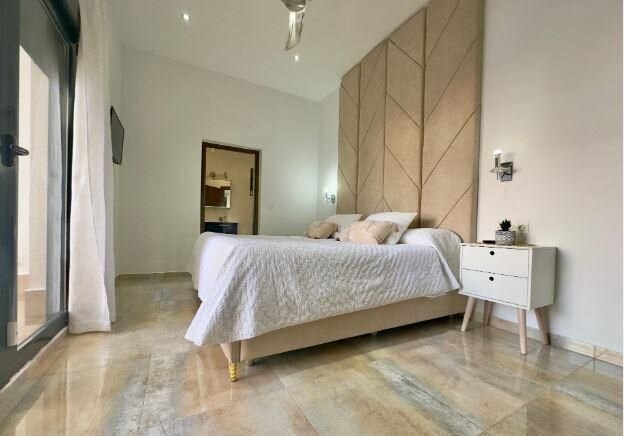 4-Bedroom Villa in Torre de la Horadada, Pilar de la Horadada - Image 24