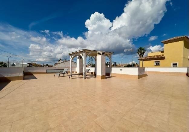 4-Bedroom Villa in Torre de la Horadada, Pilar de la Horadada - Image 35