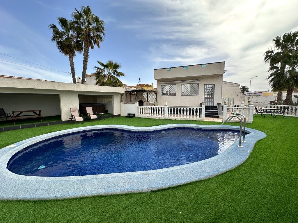 3 magamistuba - Villa - Centro de la Ciudad Quesada Rojales - Image 3