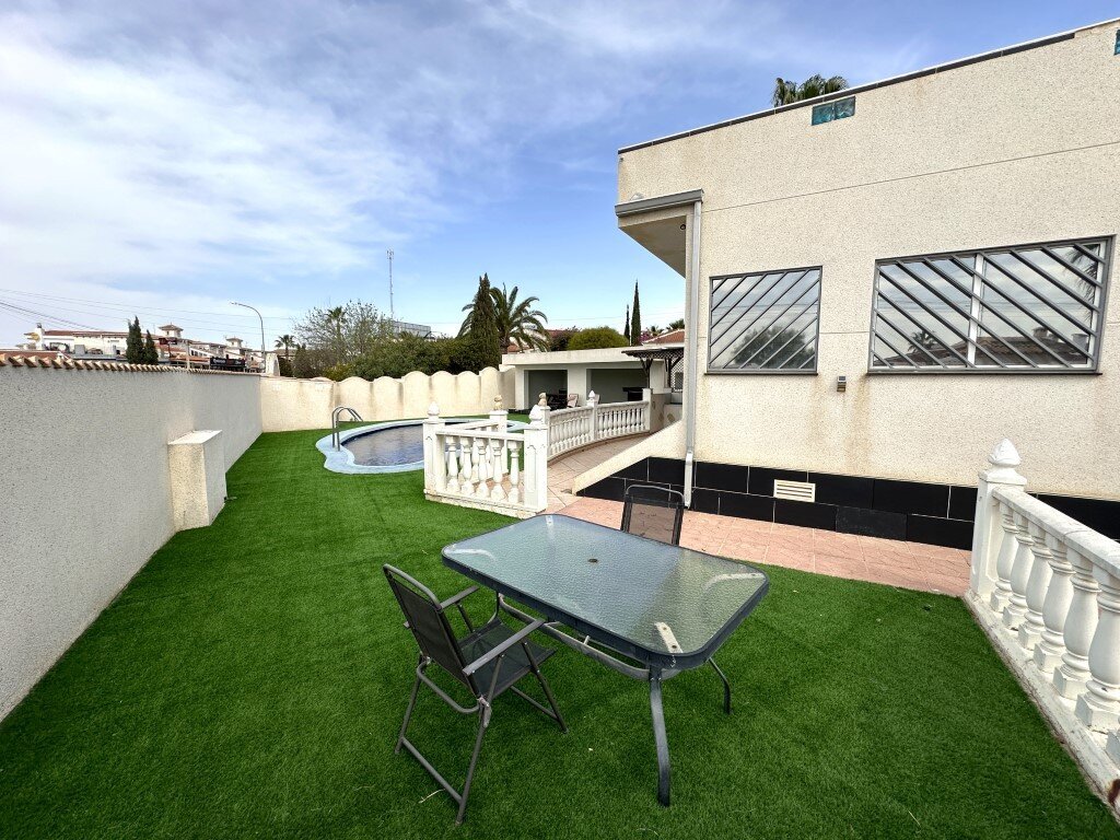 3 magamistuba - Villa - Centro de la Ciudad Quesada Rojales - Image 4
