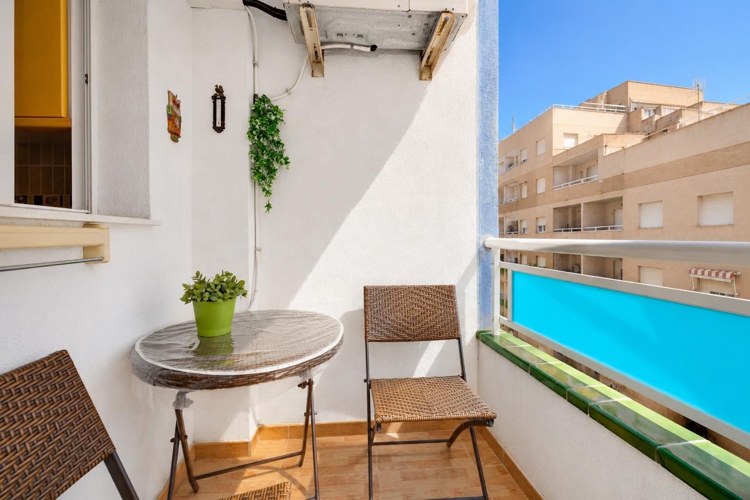 2-Bedroom Apartment in Parque de las Naciones, Torrevieja - Image 24