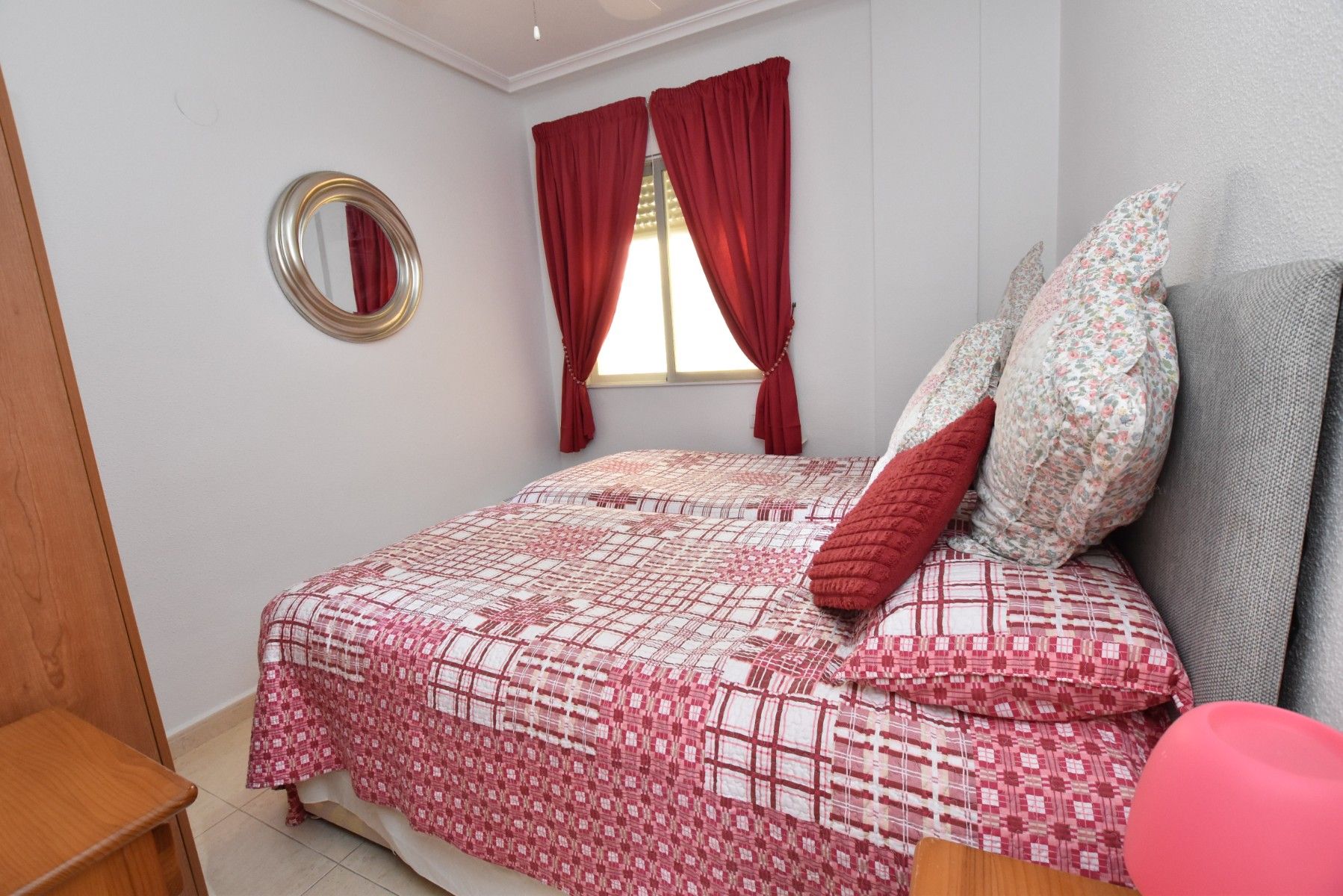 2-Bedroom Apartment in Pueblo 3, Algorfa - Image 12