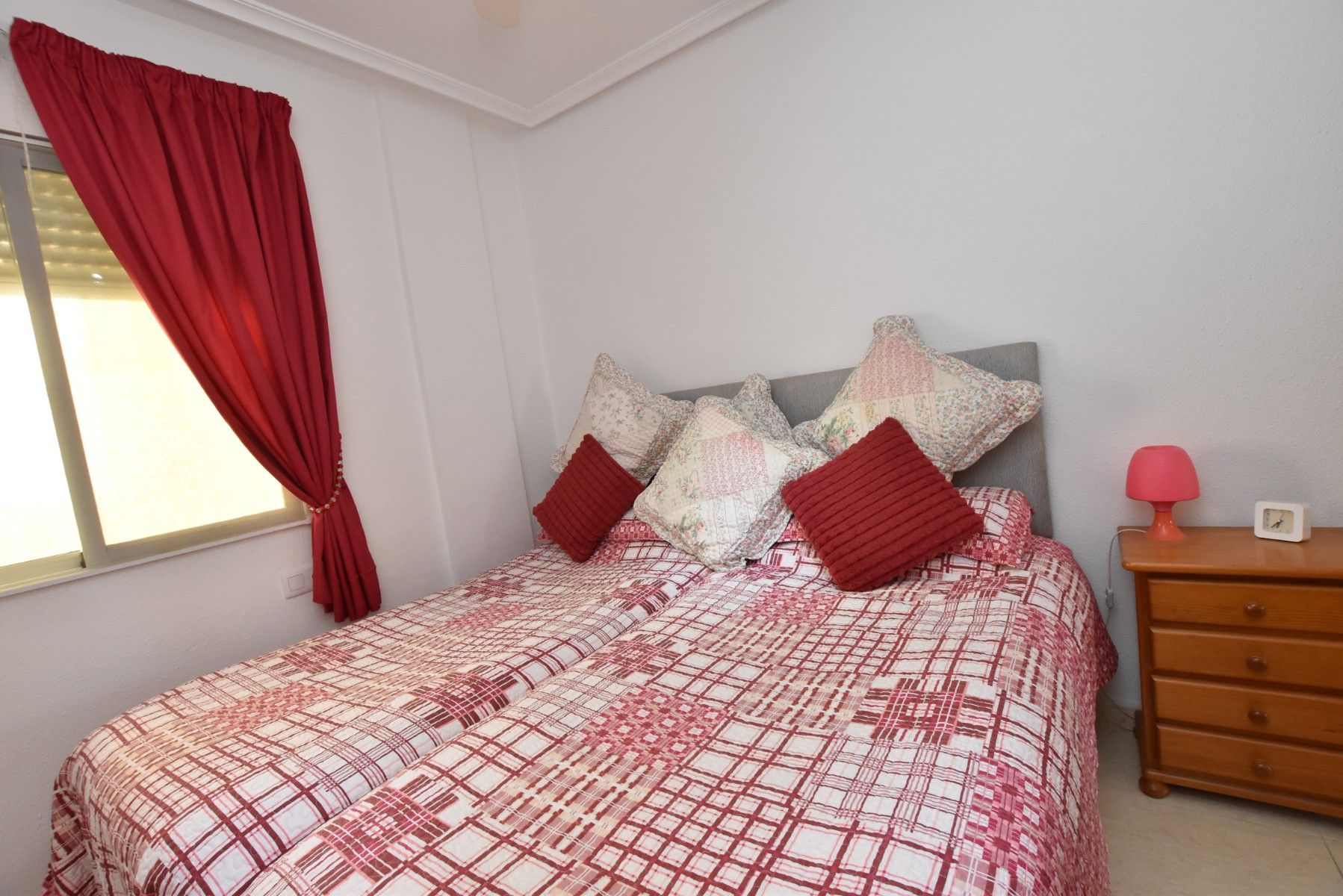 2-Bedroom Apartment in Pueblo 3, Algorfa - Image 13