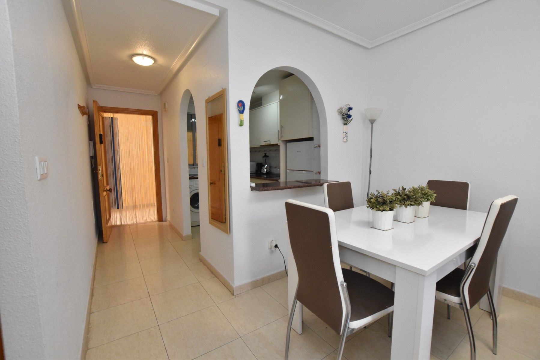 2-Bedroom Apartment in Pueblo 3, Algorfa - Image 2