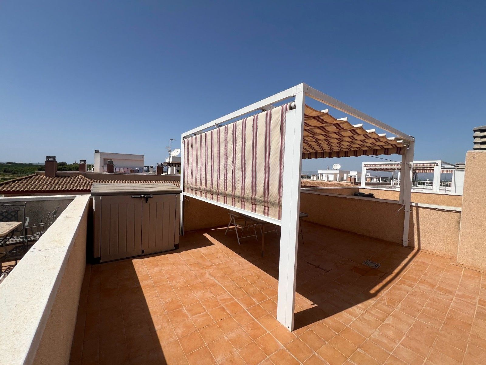 2-Bedroom Apartment in Pueblo 3, Algorfa - Image 25