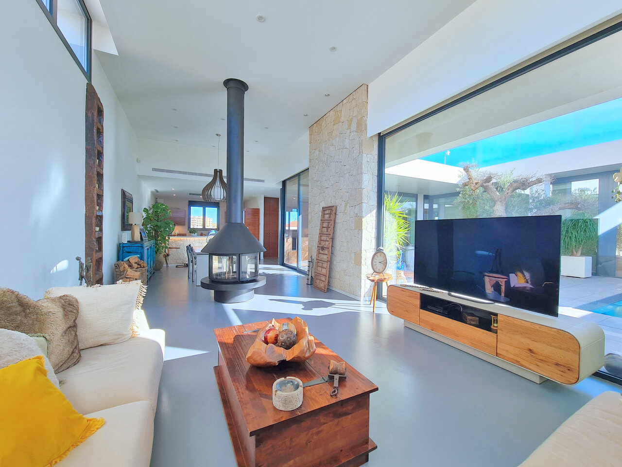 3-Bedroom Villa in Los Alcázares - Image 3