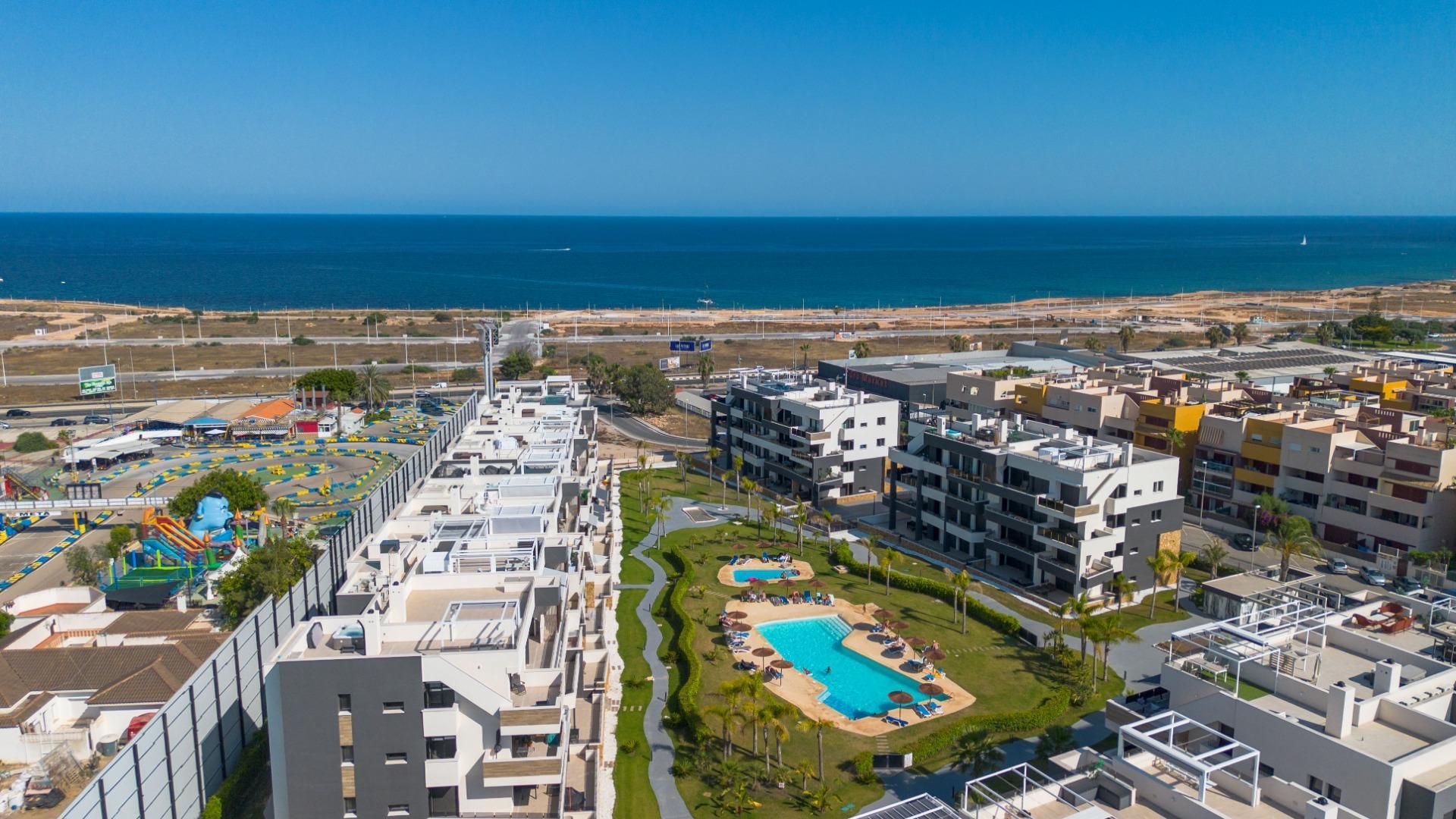 Penthouse met 2 Slaapkamers in Punta Prima, Orihuela Costa - Image 4