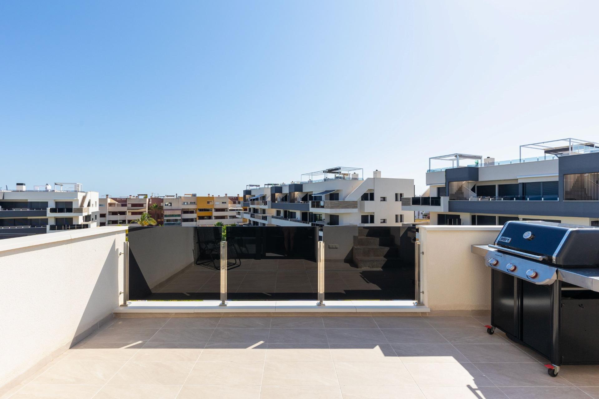 Penthouse met 2 Slaapkamers in Punta Prima, Orihuela Costa - Image 5