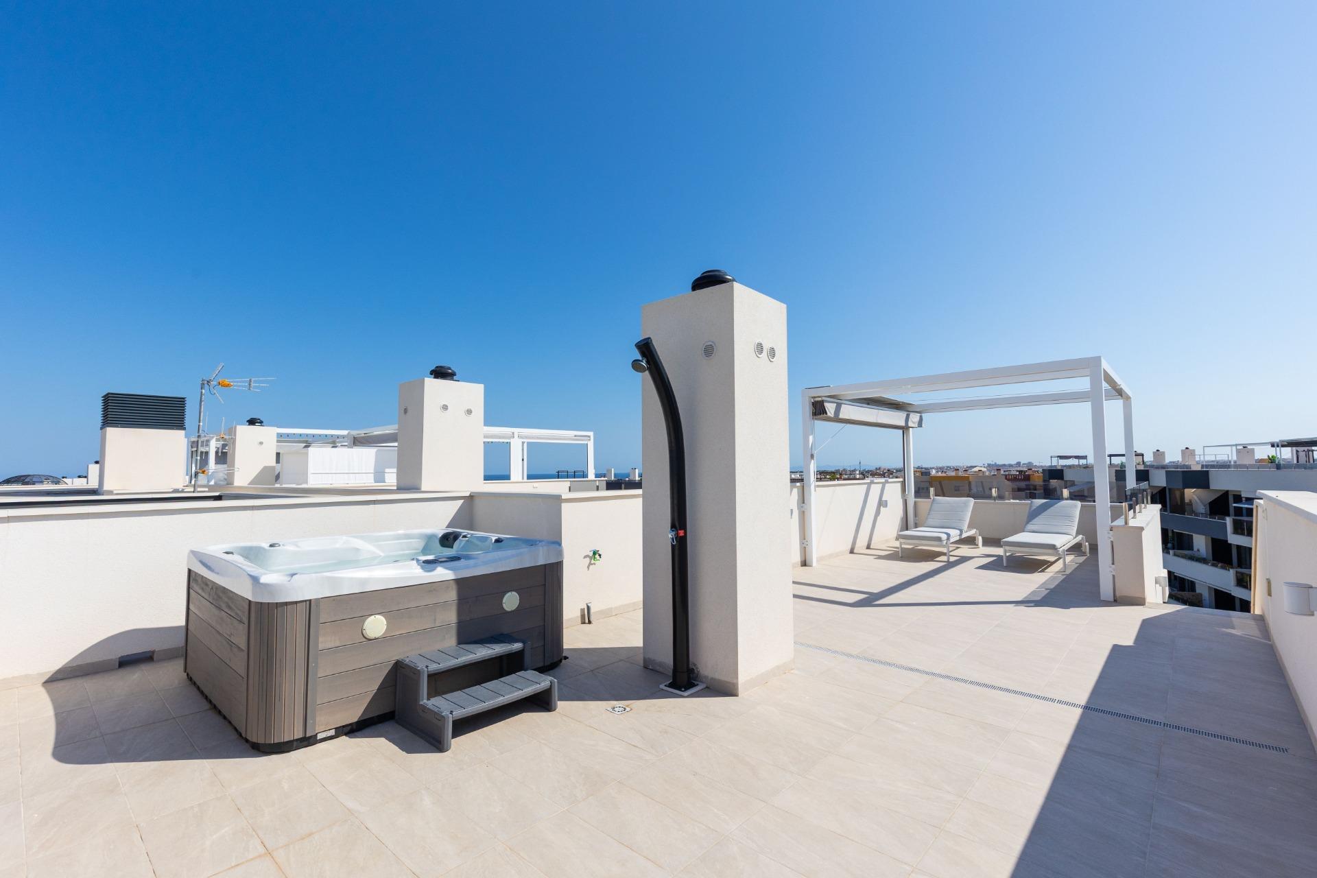 Penthouse met 2 Slaapkamers in Punta Prima, Orihuela Costa - Image 6