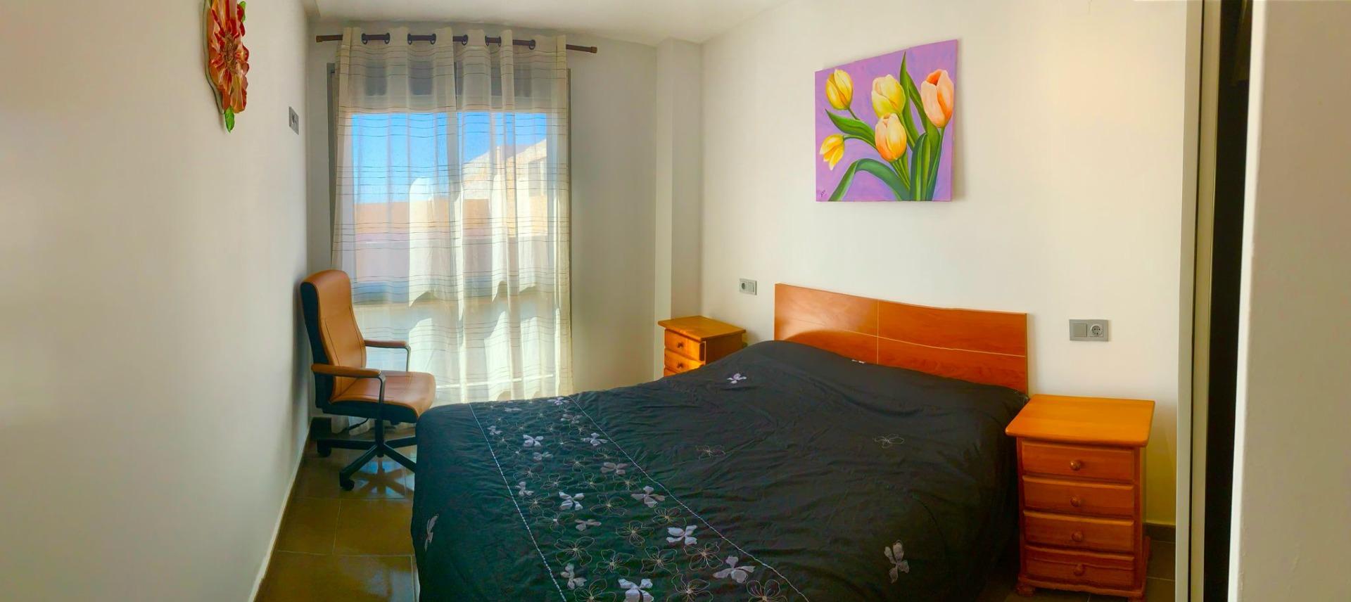 2-Bedroom Apartment in Guardamar del Segura - Image 12