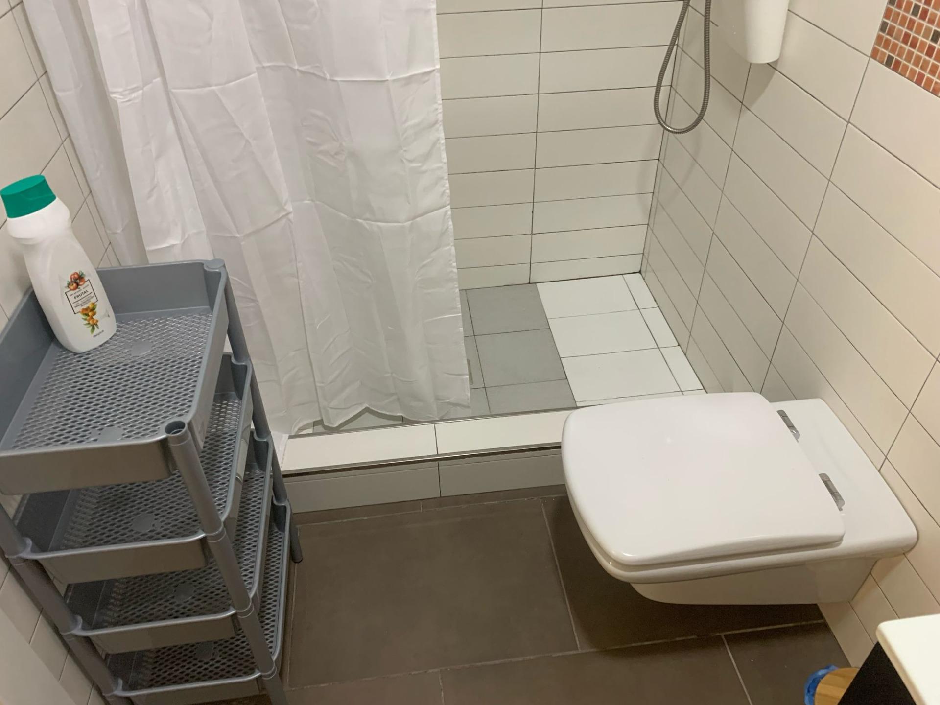 2-Bedroom Apartment in Guardamar del Segura - Image 22