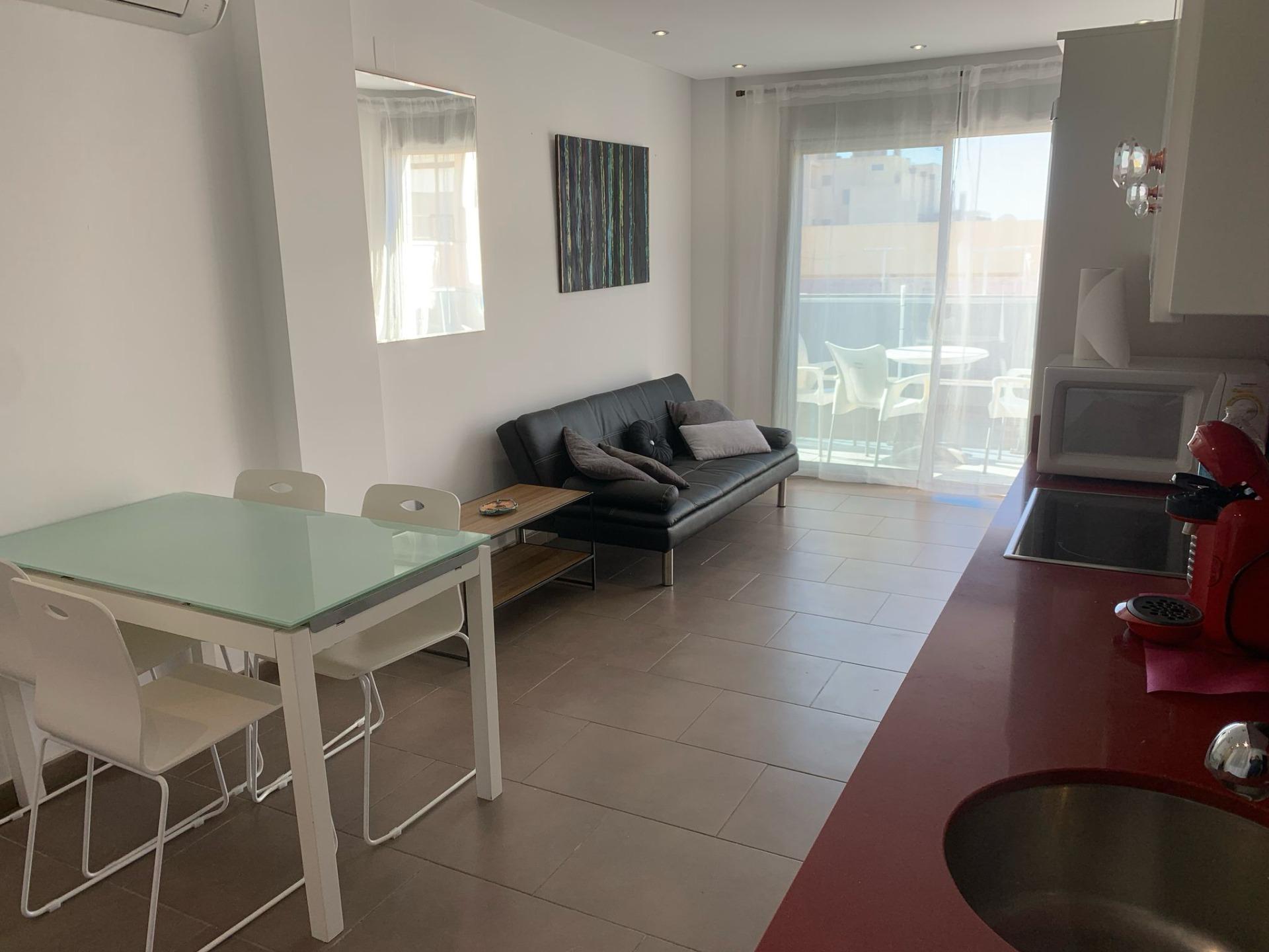 2-Bedroom Apartment in Guardamar del Segura - Image 7