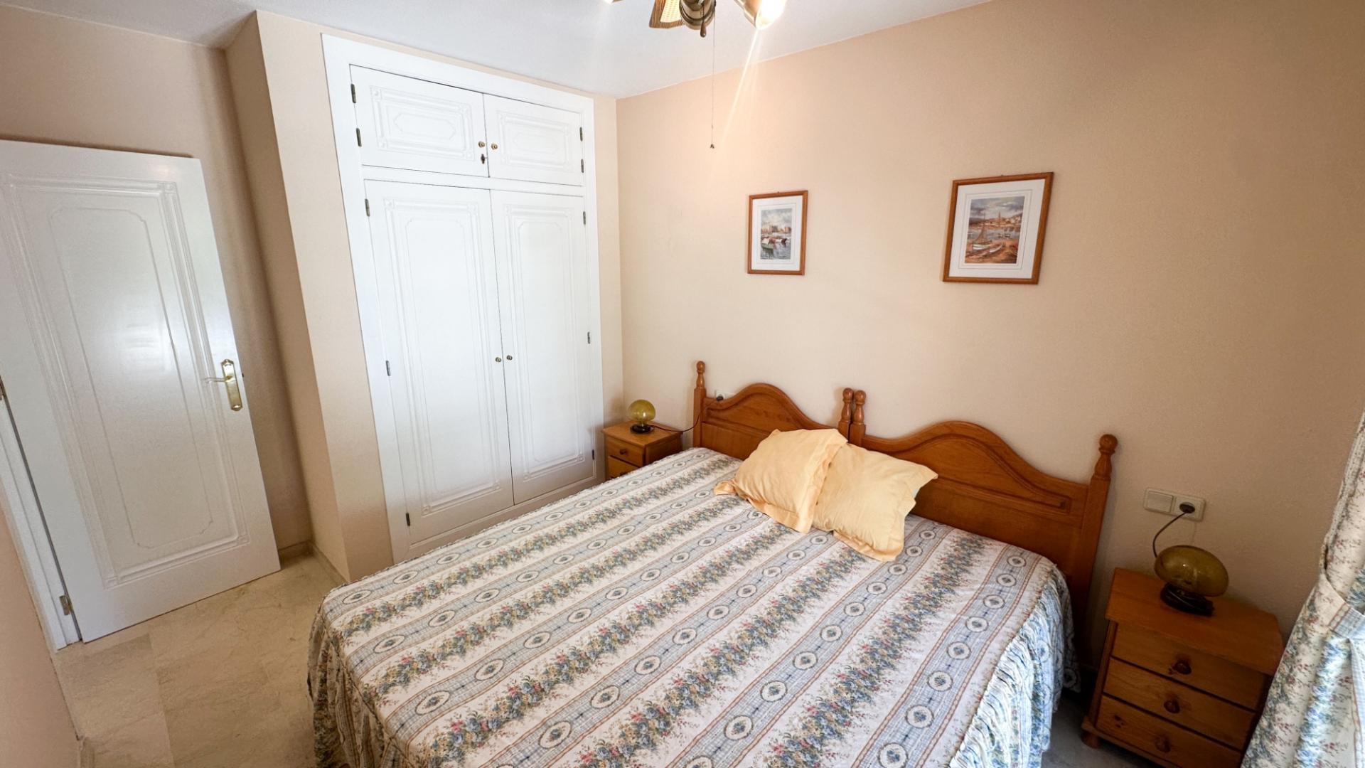 2-Bedroom House in Villamartín-las Filipinas, Orihuela Costa - Image 24