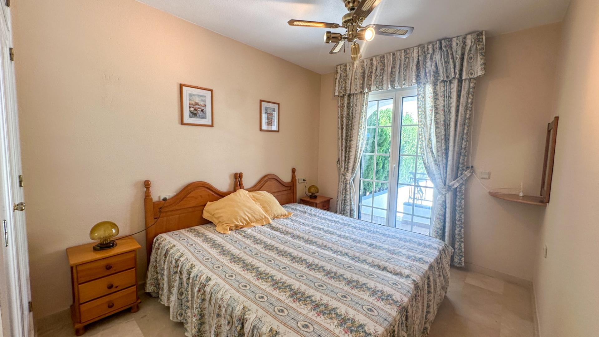 2-Bedroom House in Villamartín-las Filipinas, Orihuela Costa - Image 26