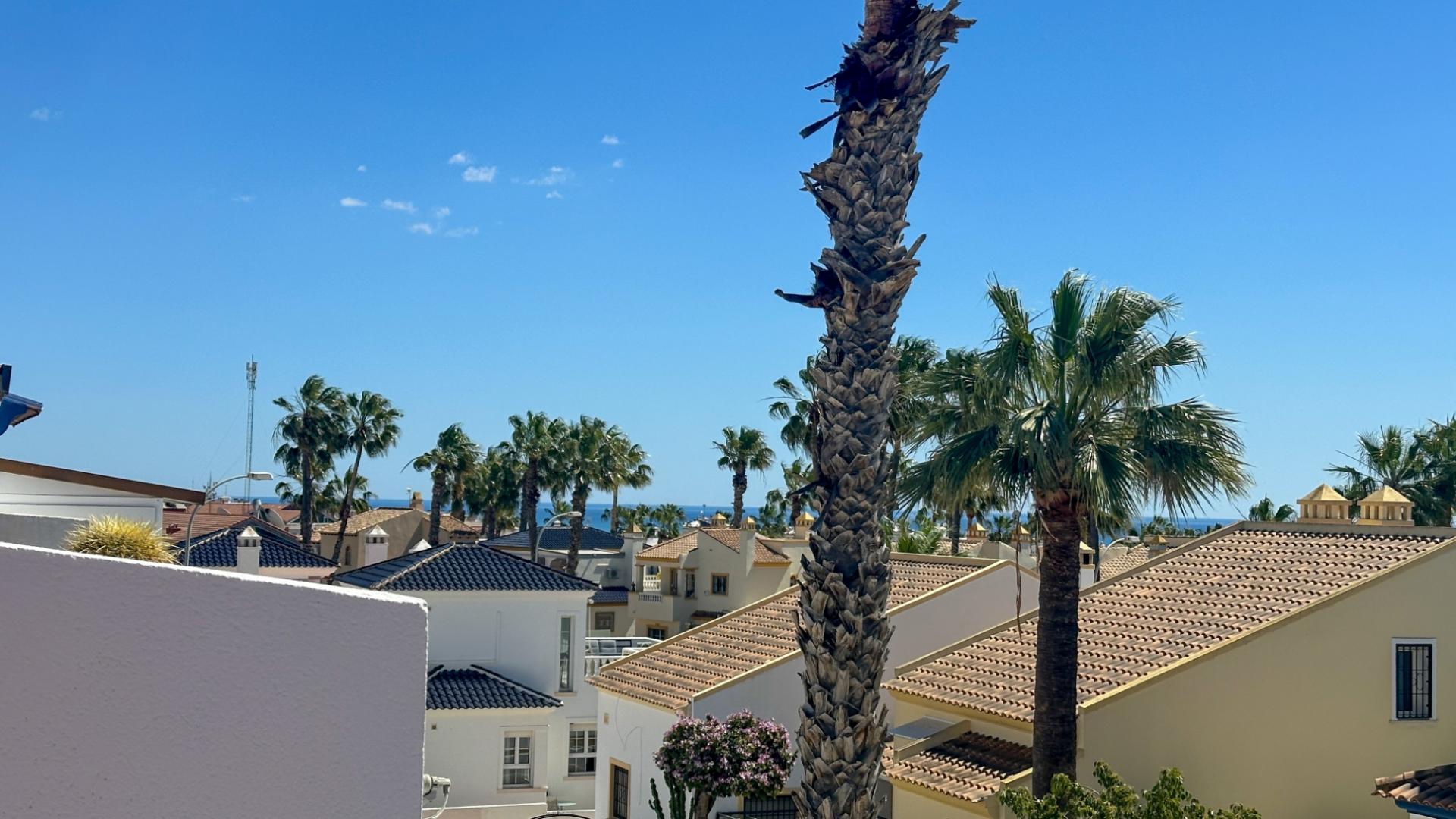 2-Bedroom House in Villamartín-las Filipinas, Orihuela Costa - Image 33