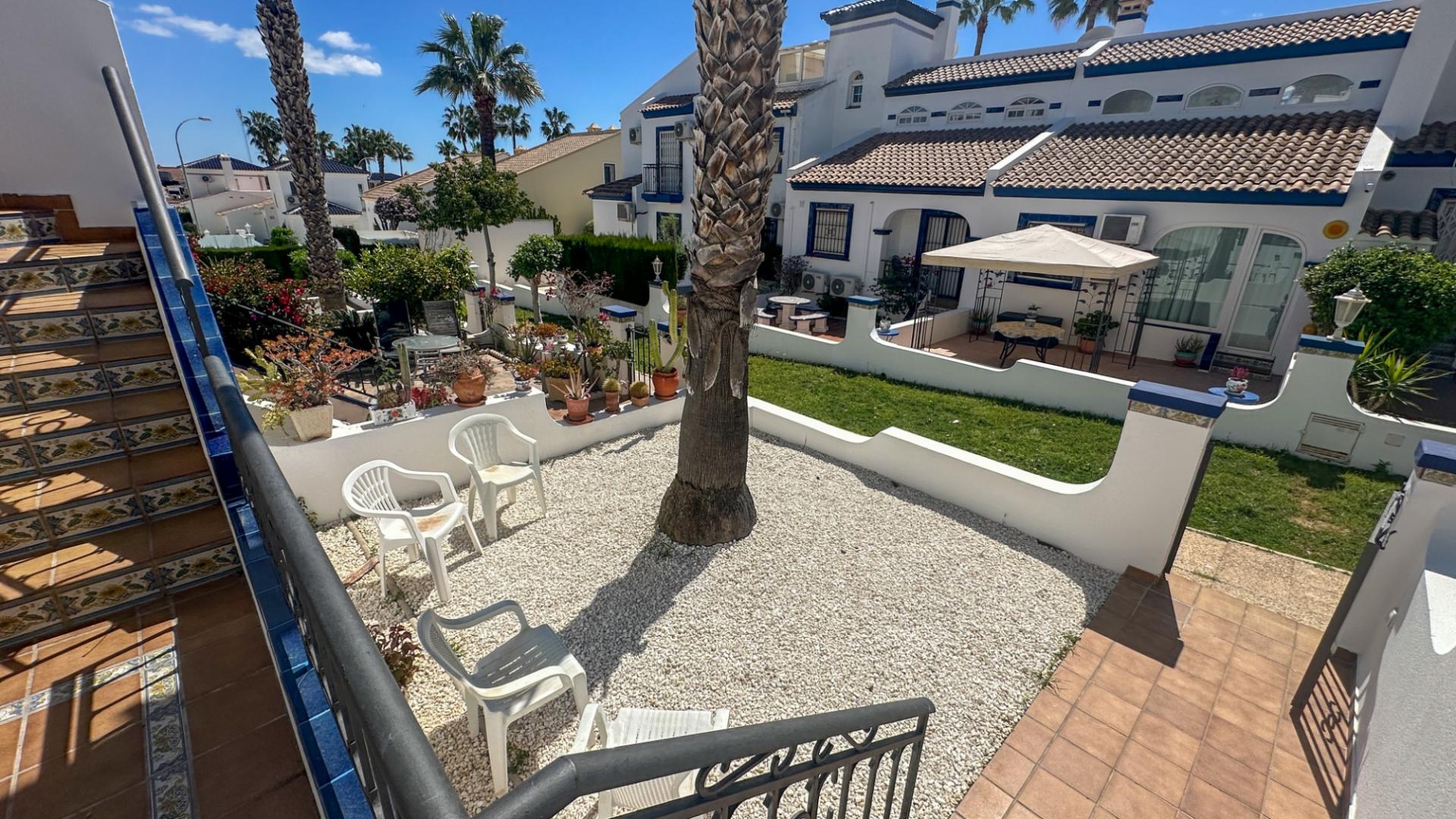 2-Bedroom House in Villamartín-las Filipinas, Orihuela Costa - Image 37